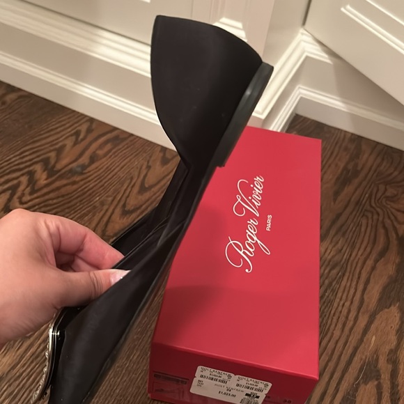 Roger Vivier Flats - Picture 2 of 6